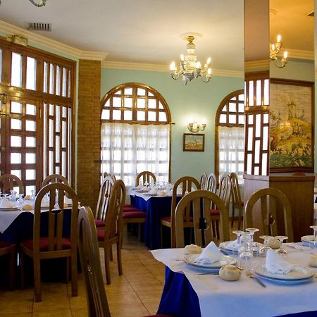 Hotel Perales Talavera de la Reina Extérieur photo
