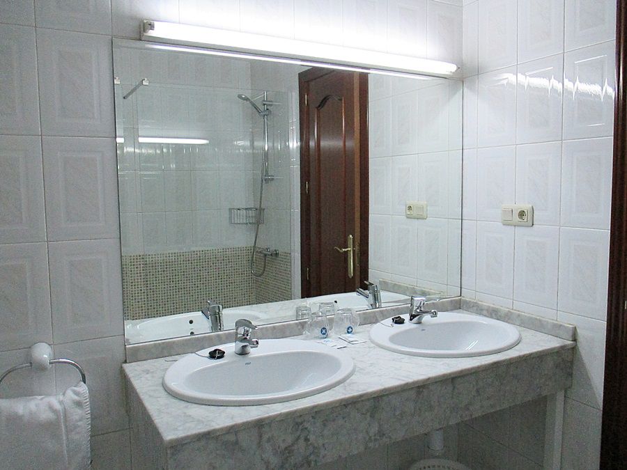 Hotel Perales Talavera de la Reina Extérieur photo