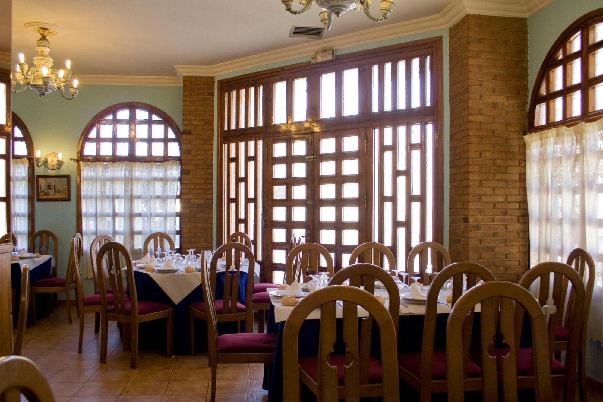 Hotel Perales Talavera de la Reina Extérieur photo