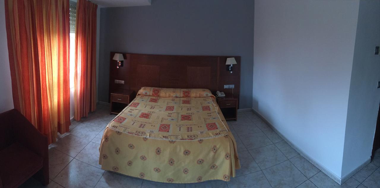 Hotel Perales Talavera de la Reina Extérieur photo