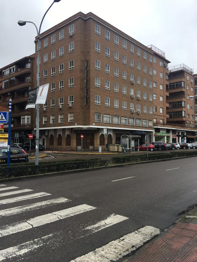 Hotel Perales Talavera de la Reina Extérieur photo